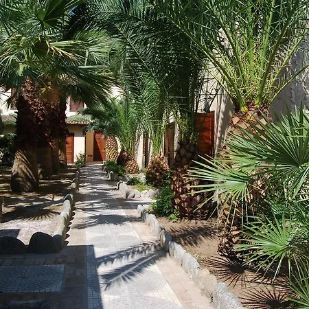 Baia Delle Sirene בריאטיקו