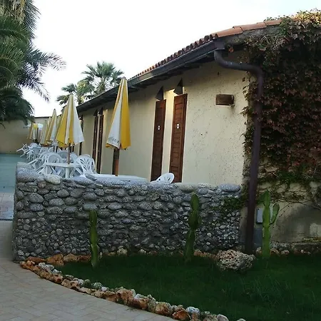 Baia Delle Sirene מלון